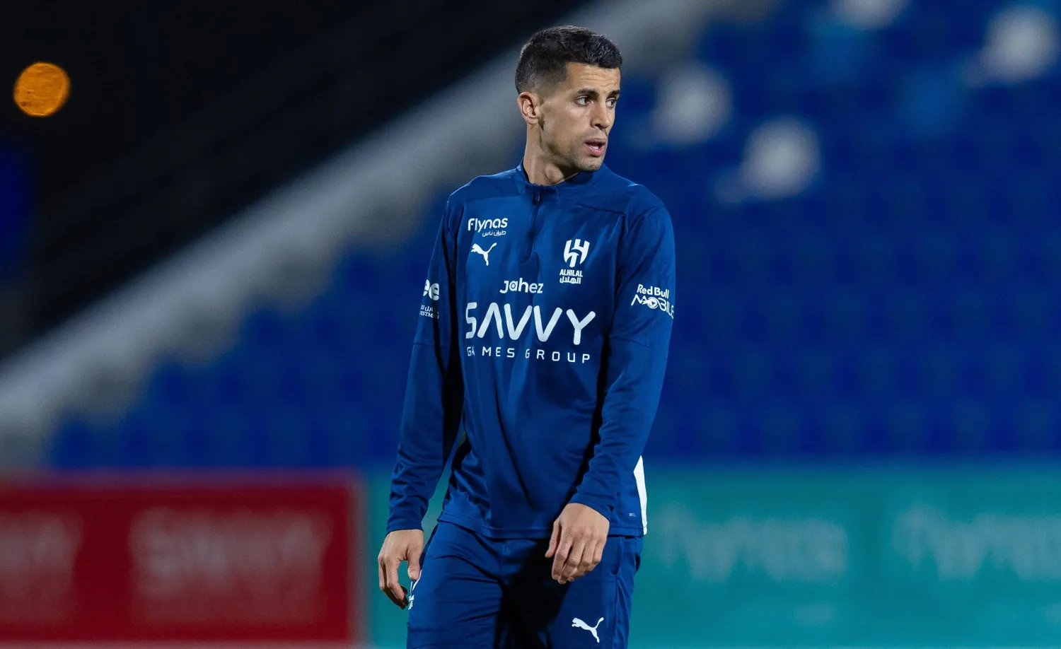 إصابة كانسيلو تضاعف أوجاع الهلال