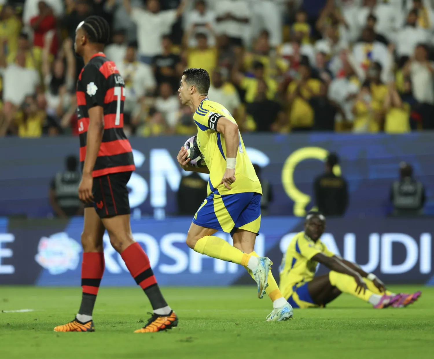 الدوري السعودي: النصر على بوصلة «اللقب» بثنائية رونالدو
