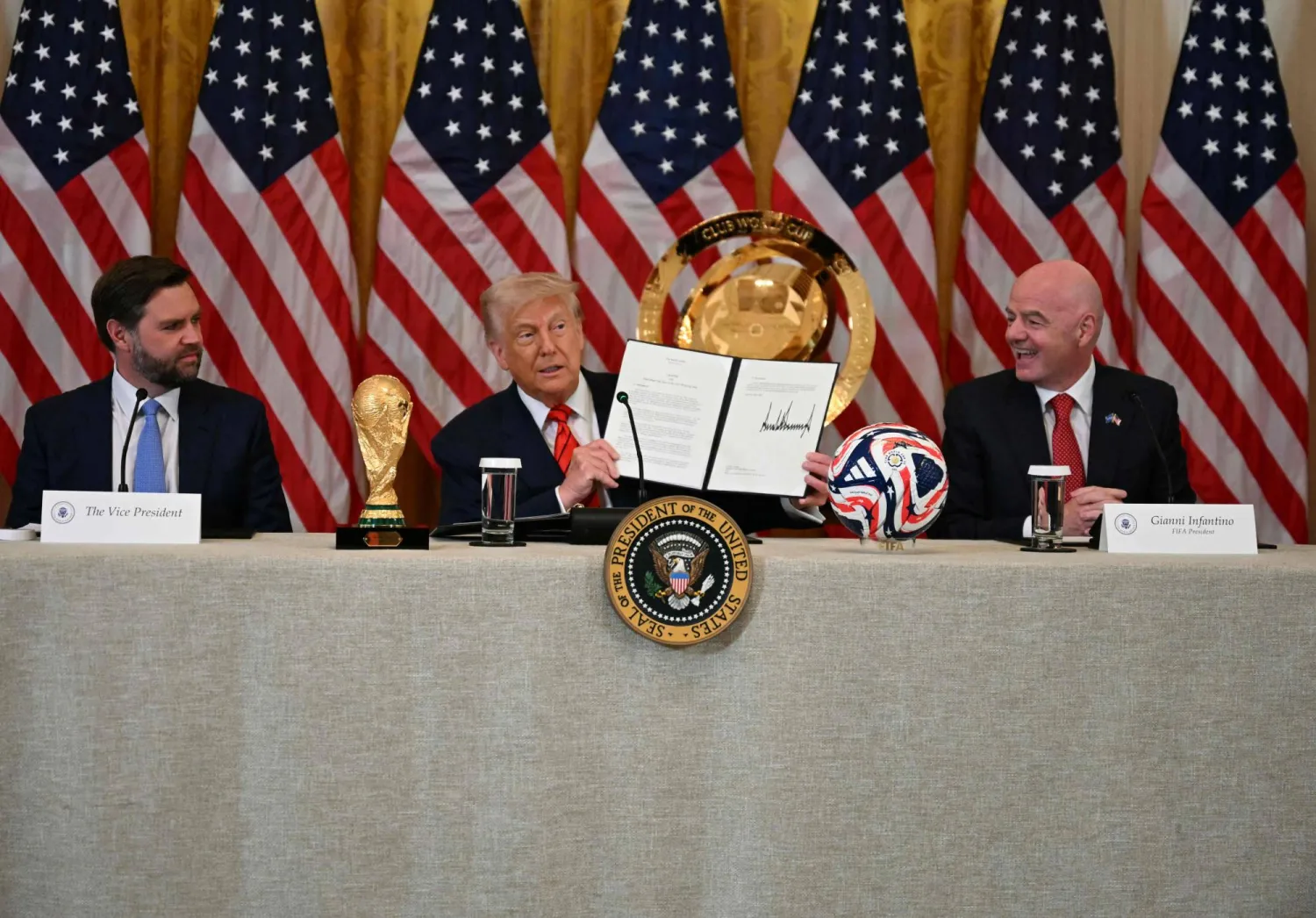 ترمب يعيّن نجل جولياني مديراً لفريق عمل كأس العالم 2026