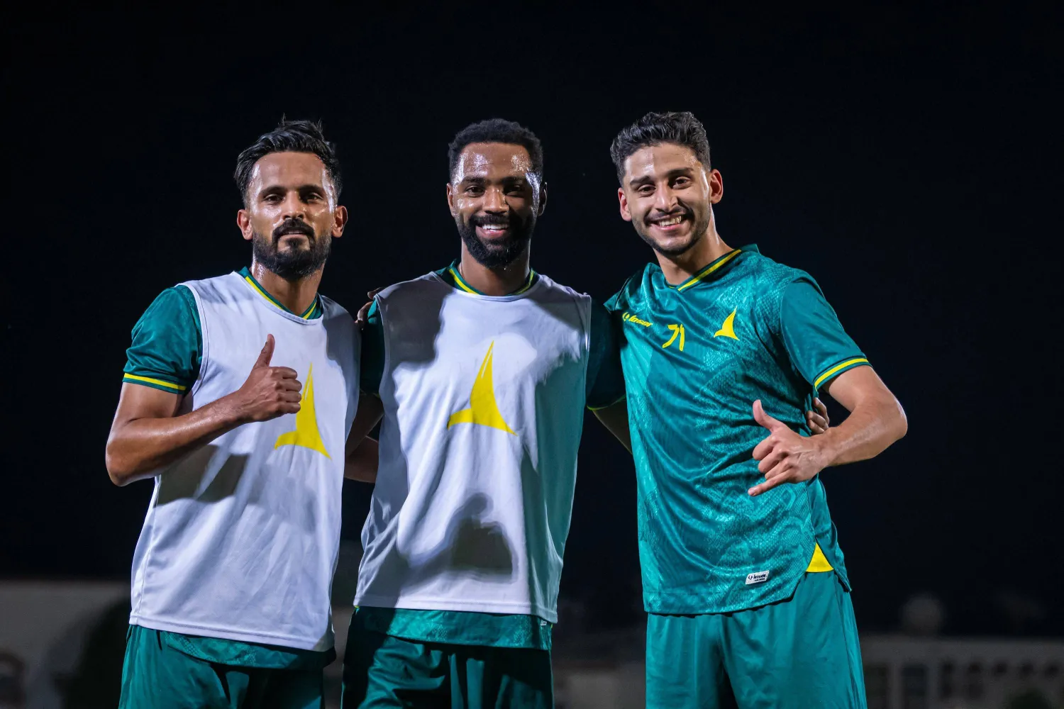 الهلال لتأكيد مشاركته في النخبة الآسيوية… والوحدة للهروب من القاع